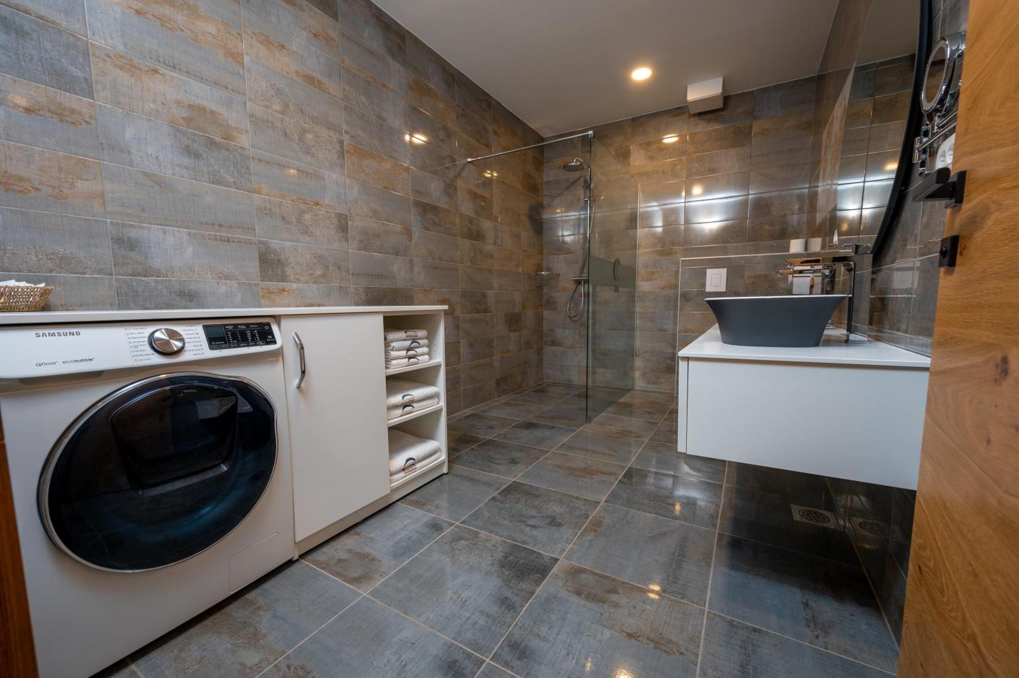 Cirus Apartments Kocevje Ngoại thất bức ảnh