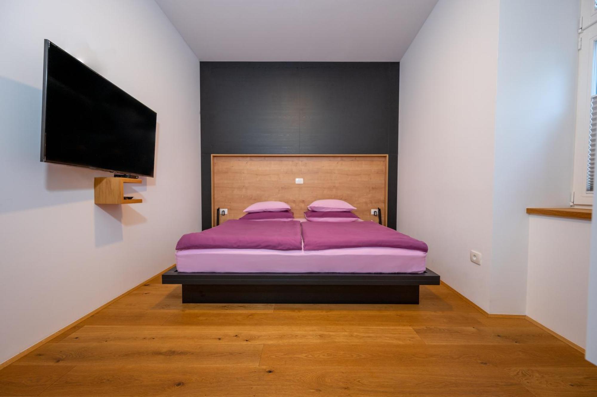 Cirus Apartments Kocevje Ngoại thất bức ảnh